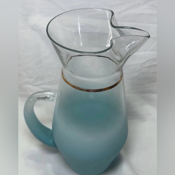 Vintage Blendo Turquoise Blue Glass Pitcher Mid Century Modern 9.5"1.25 Qt - Picture 5 of 9